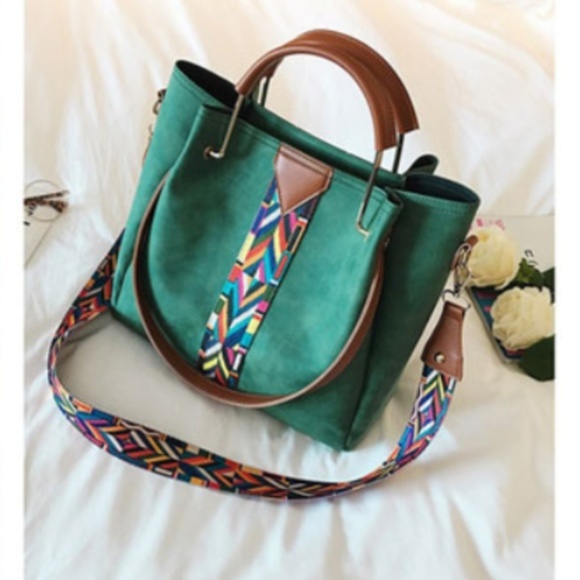 Duke Hudson- Leather Shoulder Bag- Host Pick - Picture 3 of 6